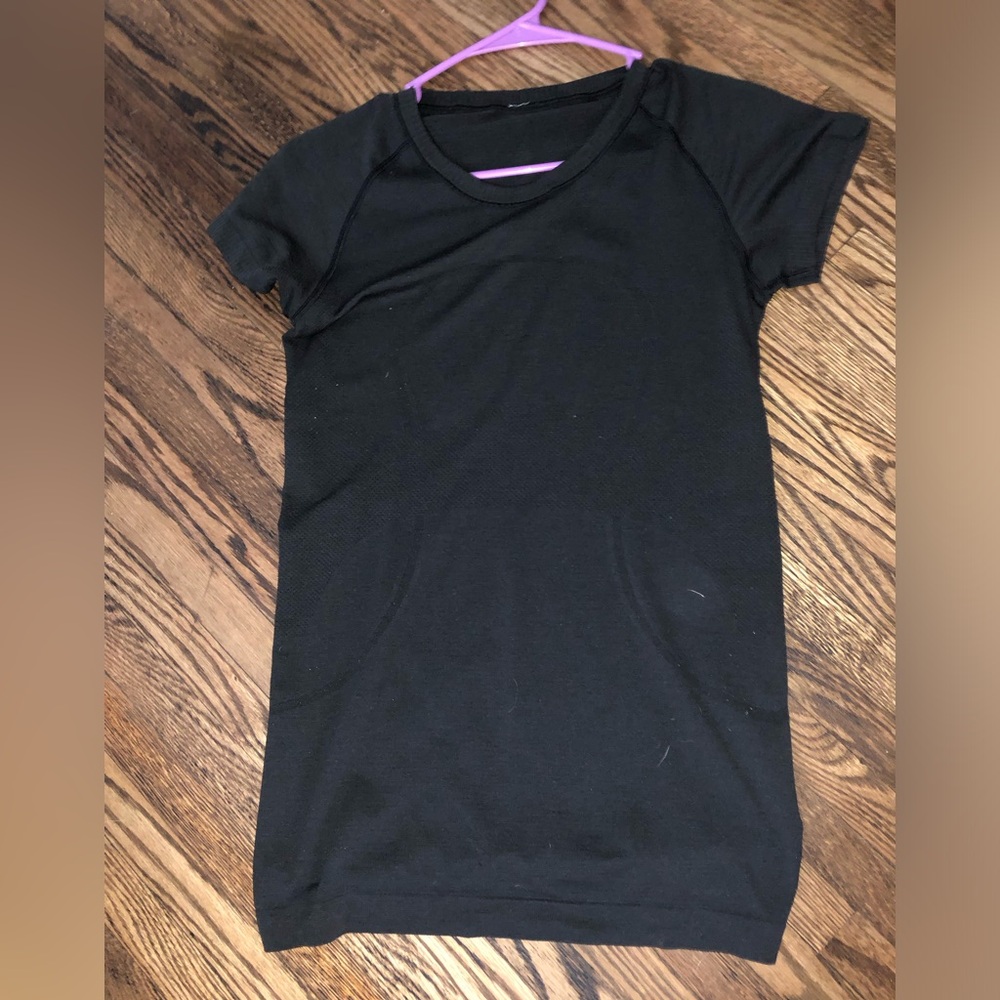 lululemon athletica Black Short Sleeve Athletic Top